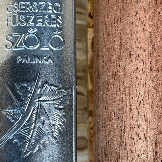 Fa imádó férfiaknak